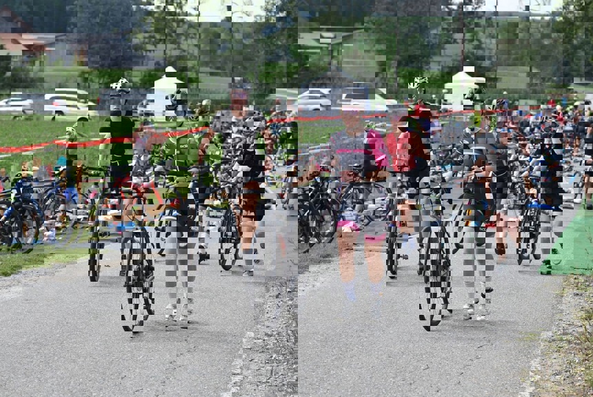 2208 11 Triathlon Zvg17