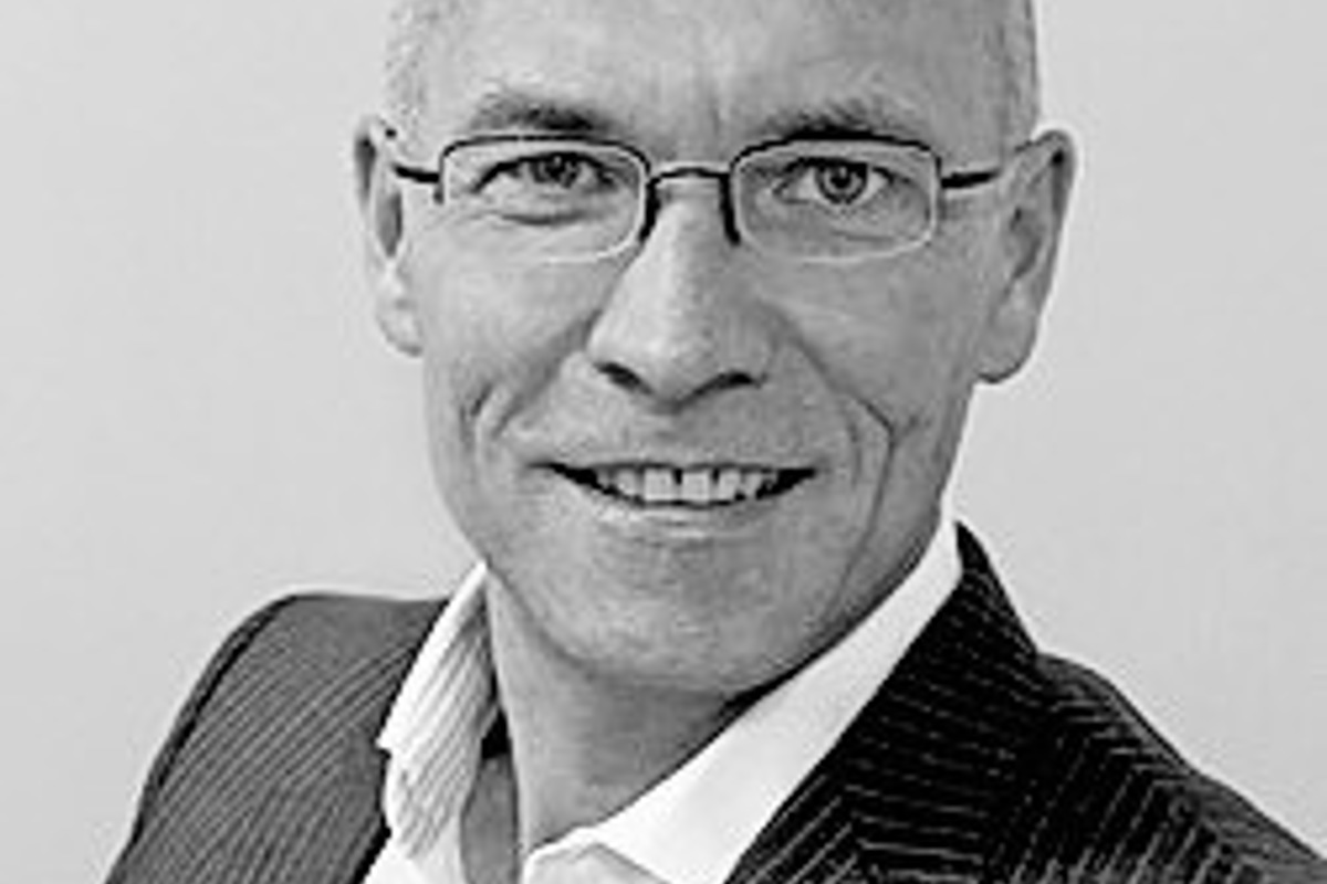 stefan-becker_sw.jpg