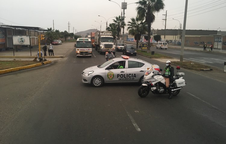 In Lima wurden sie von der Polizei eskortiert, …
