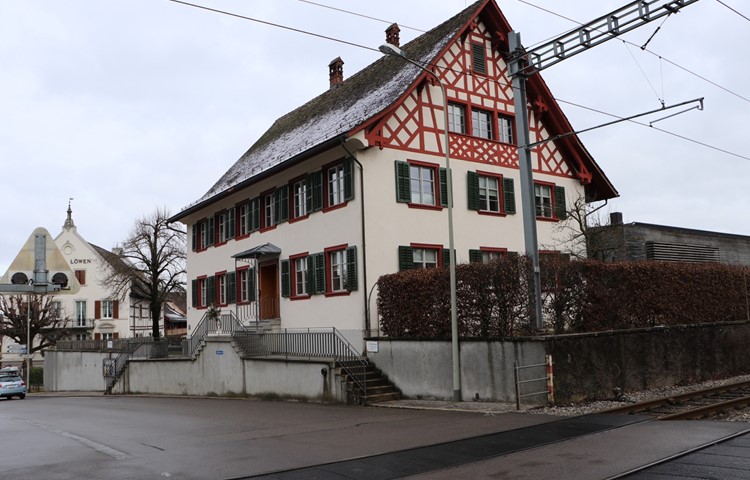 Das Angebot des Zentrums Breitenstein wird von der Gemeinde und dem Kanton finanziert und ist für die Ratsuchenden kostenlos.