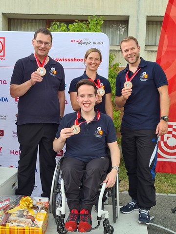 Die Andelfinger Bronzegewinner (von links): Patrick Geissler, Stefan Amacker (vorne), Daniela Maurer, Kevin Schudel.