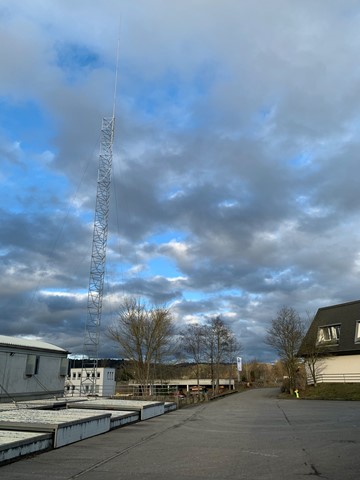 Die geplante Antenne für drei Anbieter im Niederfeld.