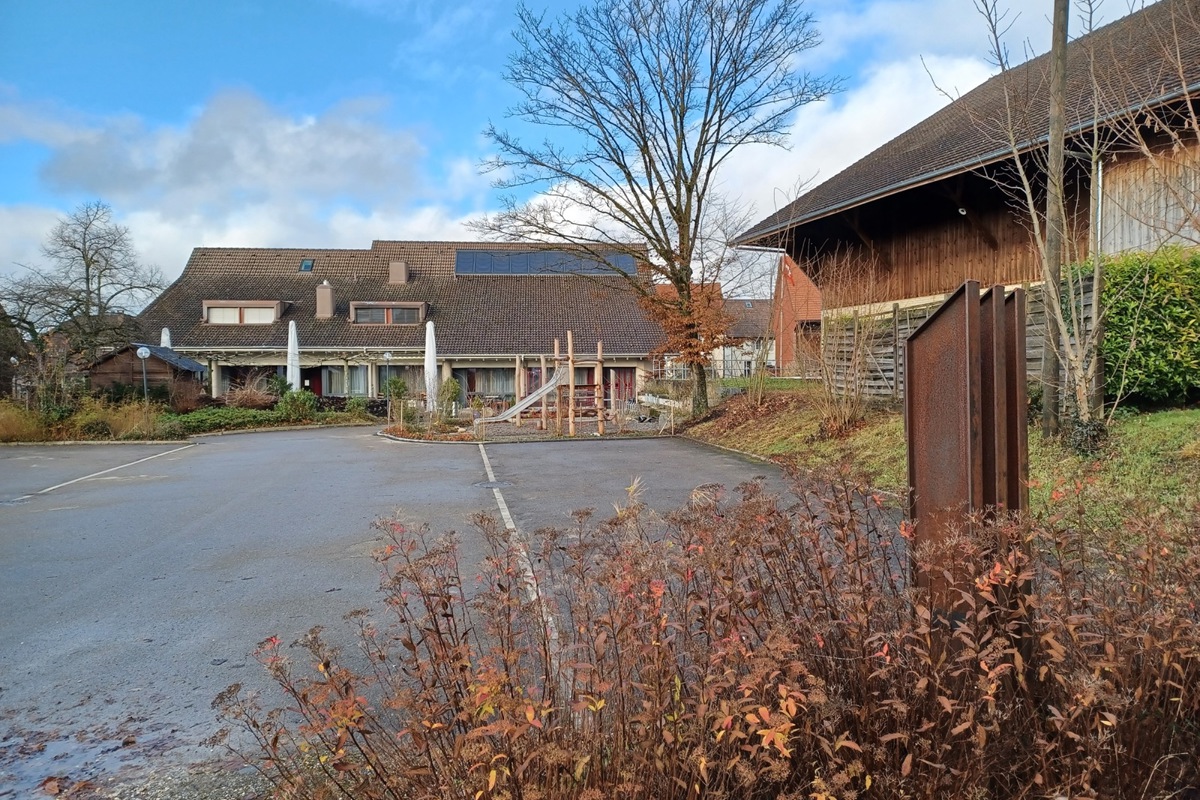 Der Verlust der «Post» wiegt in Adlikon schwer. Die IG zur Erhaltung möchte bis zum Entscheid keine negativen Äusserungen mehr hören Der Verlust der «Post» wiegt in Adlikon schwer. Die IG zur Erhaltung möchte bis zum Entscheid keine negativen Äusserungen mehr hören