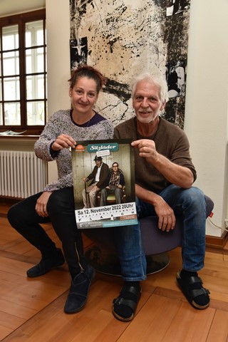 Katja Baumann und Simon Gisler hoffen dank Kleinkunst auf hohem Niveau auf steigende Besucherzahlen im Theater Alti Fabrik Flaach.