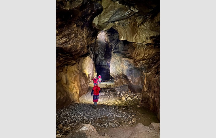 Mit 210 Kilometer erforschter Länge ist das Hölloch eine der grössten Höhlen weltweit.