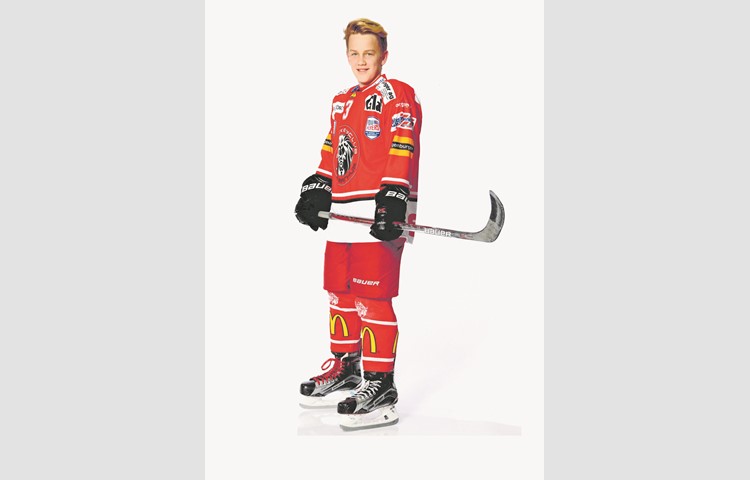 Das Vorbild des 13-jährigen Flaachemers ist Roman Josi, der als Verteidiger und Kapitän bei den Nashville Predators in der NHL spielt.