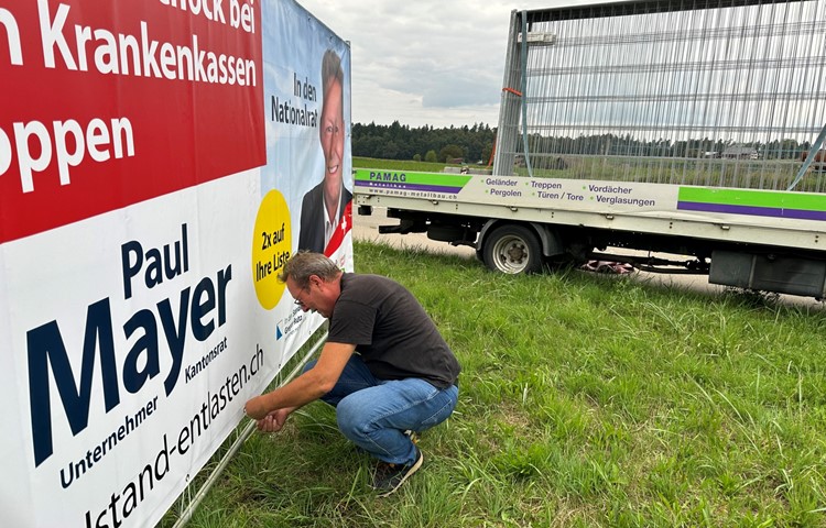 Plakatierte selber: Paul Mayer machte im Weinland mit Abstand am meisten Stimmen, verpasste aber die Wahl.