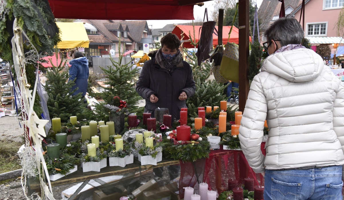 markttreiben_adventsmarkt.jpg markttreiben_adventsmarkt.jpg