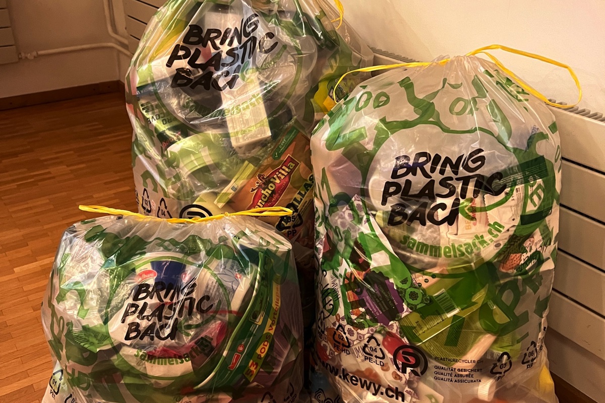 Bring Plastic Back – seit Anfang Jahr hat die Kewy mit drei Sackgrössen 26 Tonnen gesammelt.
