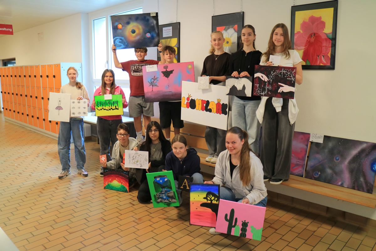 Beim Streetart-Kurs nutzen die Jugendlichen verschiedene Techniken, um Bilder zu gestalten.
