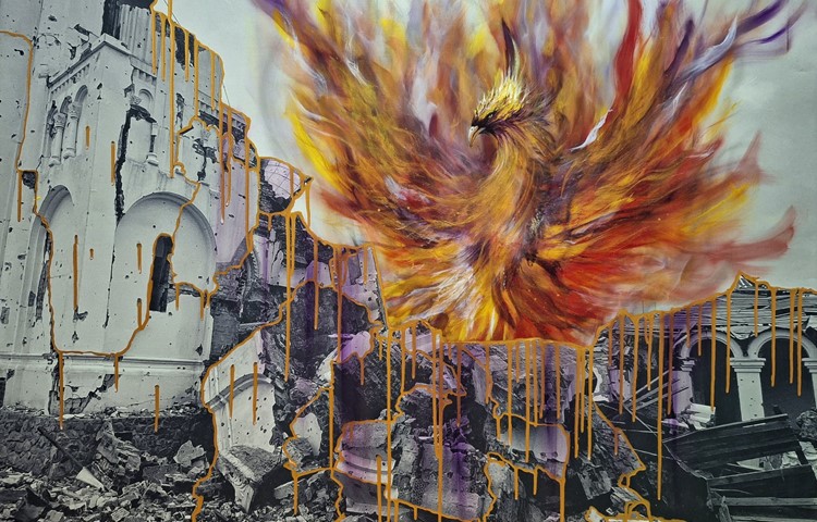 Der Phönix ist das Leitbild der Ausstellung «Rising Aeon», …
