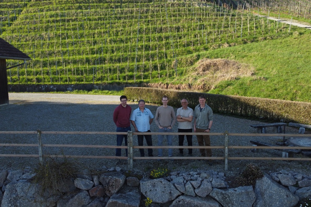 Laden zum Maitanz am Fusse des Schiterbergs (von links): Raphael Bordt, Marcel Meisterhans, Benjamin Tobler, Urs Tobler und Marcel Hirtreiter.