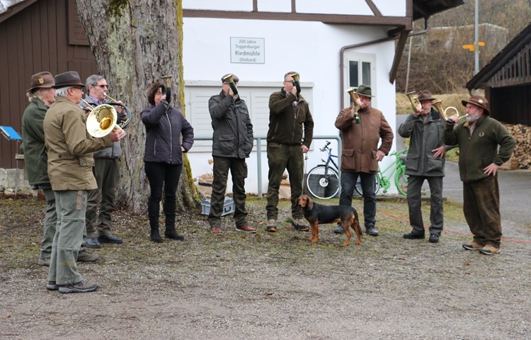 Die Jagdhornbläser Winterthur (im Film spielen sie den „Tiroler Jägermarsch“).