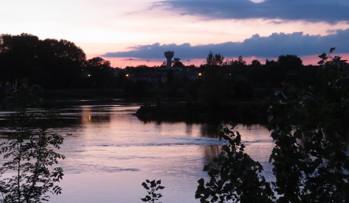 2019-05-11-80-loire-beaugency-f3.jpg 2019-05-11-80-loire-beaugency-f3.jpg