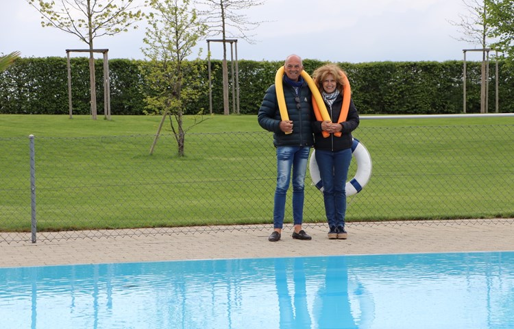 Der ehemalige Gemeindeschreiber von Unterstammheim, Heinz Frick, und seine Partnerin Christine Daucourt sind das neue Pächterteam der Stammer Badi Röhrli.