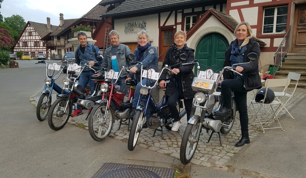 2004_1_zwei_gang_gaeng_hausen_zvg2.jpg 2004_1_zwei_gang_gaeng_hausen_zvg2.jpg