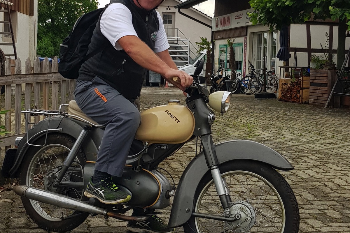 Ein paar Plauschtouren auf dem Stuttgarter Qualitätsprodukt sind für Albert Nievergelt jeden Sommer Ehrensache.