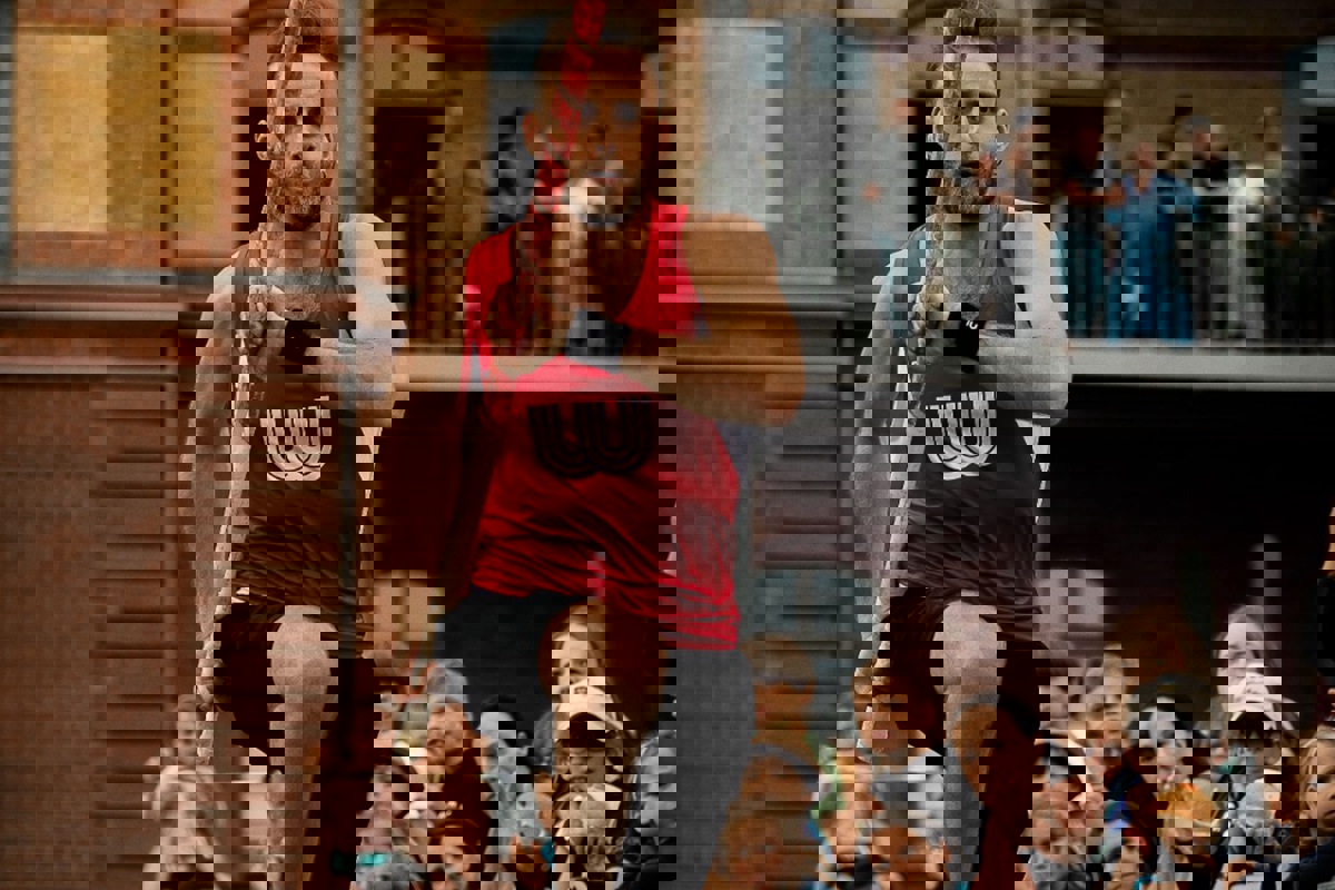 Mittlerweile startet der Chilene für die Leichtathletikvereinigung Winterthur und springt wieder regelmässig über fünf Meter hoch. Mittlerweile startet der Chilene für die Leichtathletikvereinigung Winterthur und springt wieder regelmässig über fünf Meter hoch.