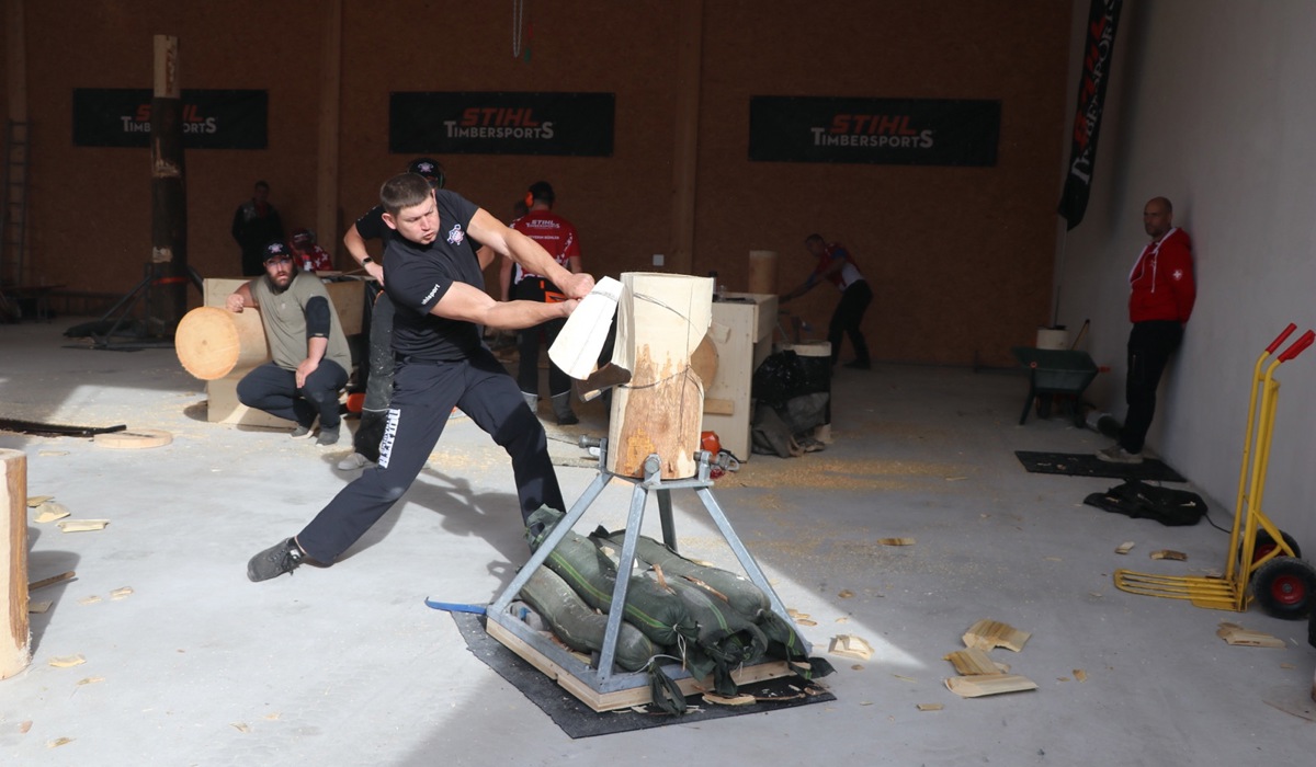 img_239715.jpg img_239715.jpg