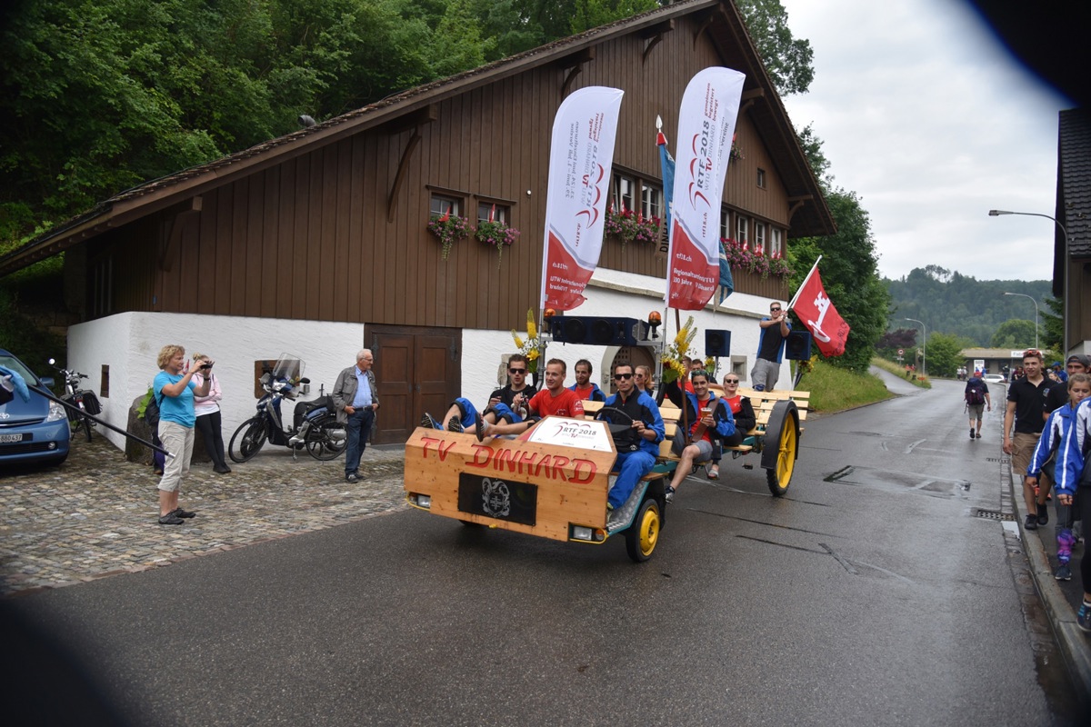 Beim derzeitigen TV-Velo des Dinharder Turnvereins erinnert nur noch der Antrieb an ein Fahrrad.