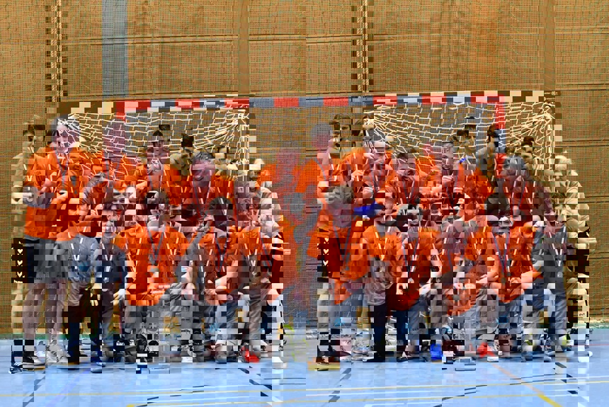 1903_13_handball_zvg3.jpg