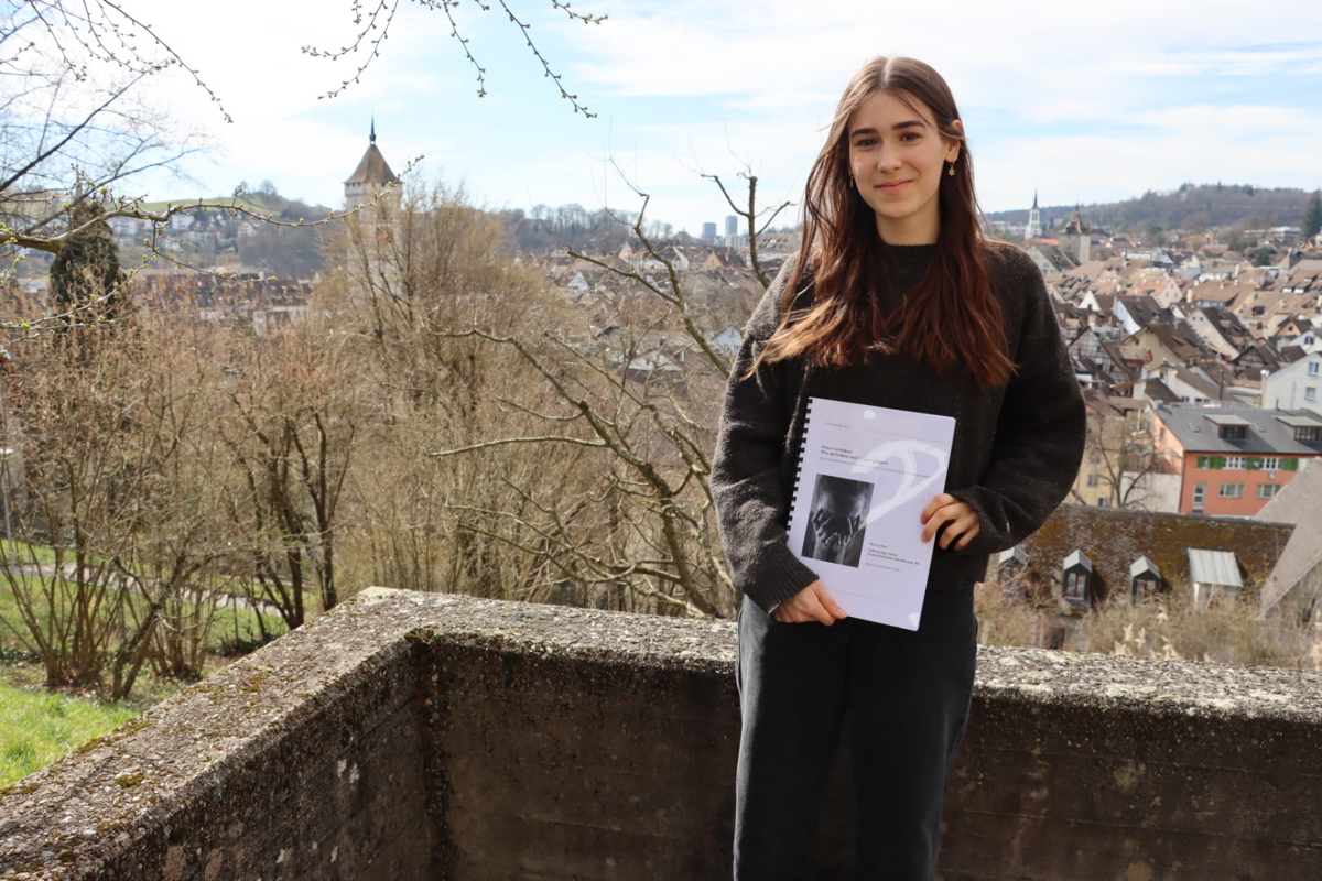 Mara Ehrat aus Dachsen wollte wissen, was Stress im Körper auslöst – und machte ihn zum Thema ihrer Maturarbeit.