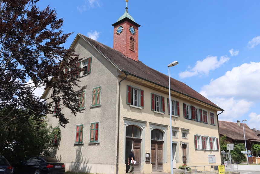 1208 3 Liegenschaft Von Aussen St21