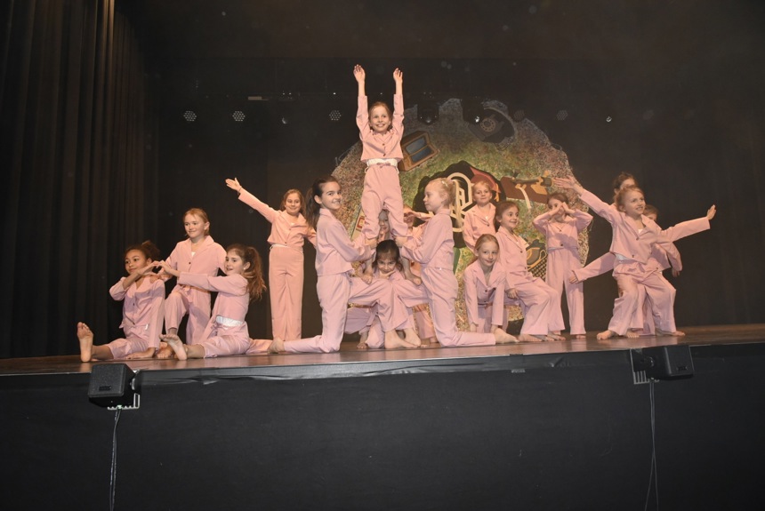 1301 7 Kleine Maedchen Cs9