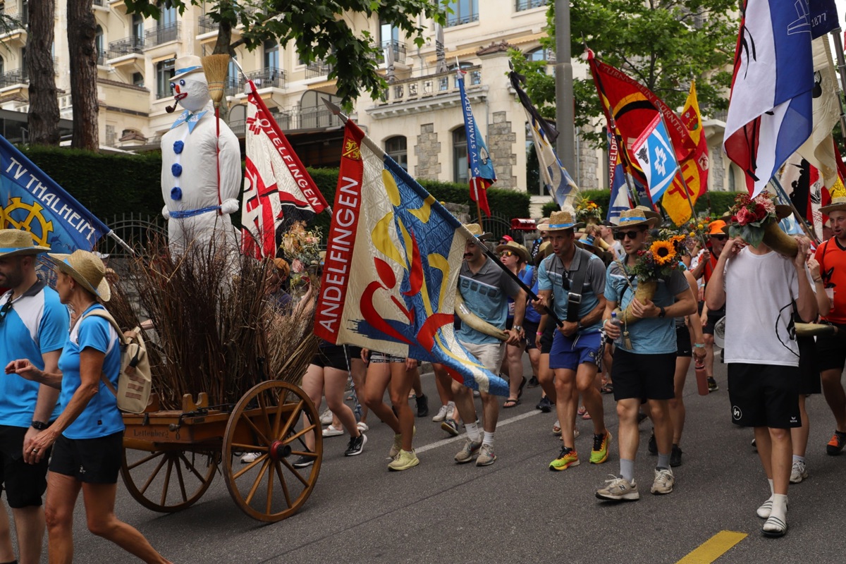 Der Fahnenumzug durch Lausanne war neben dem Sportlichen eines der Highlights des Eidgenössischen Turnfests.