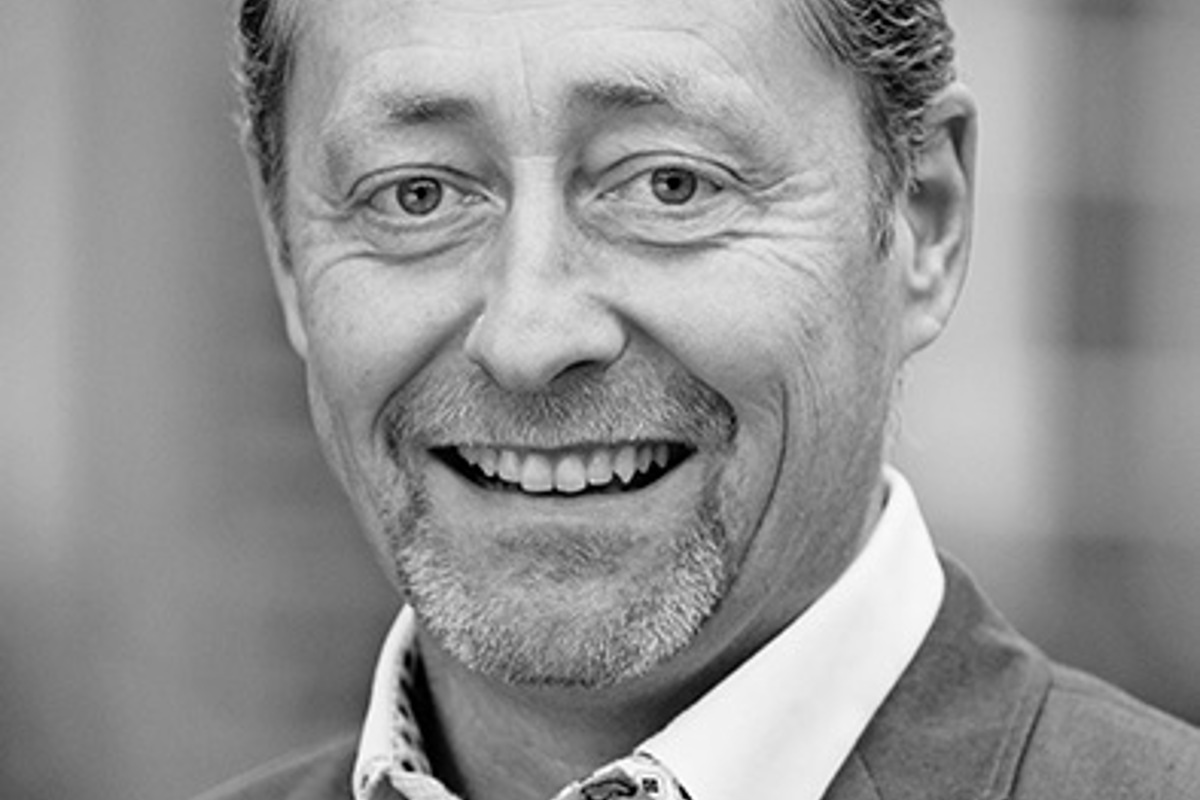 walter-staub-flaach-sw10.jpg walter-staub-flaach-sw10.jpg