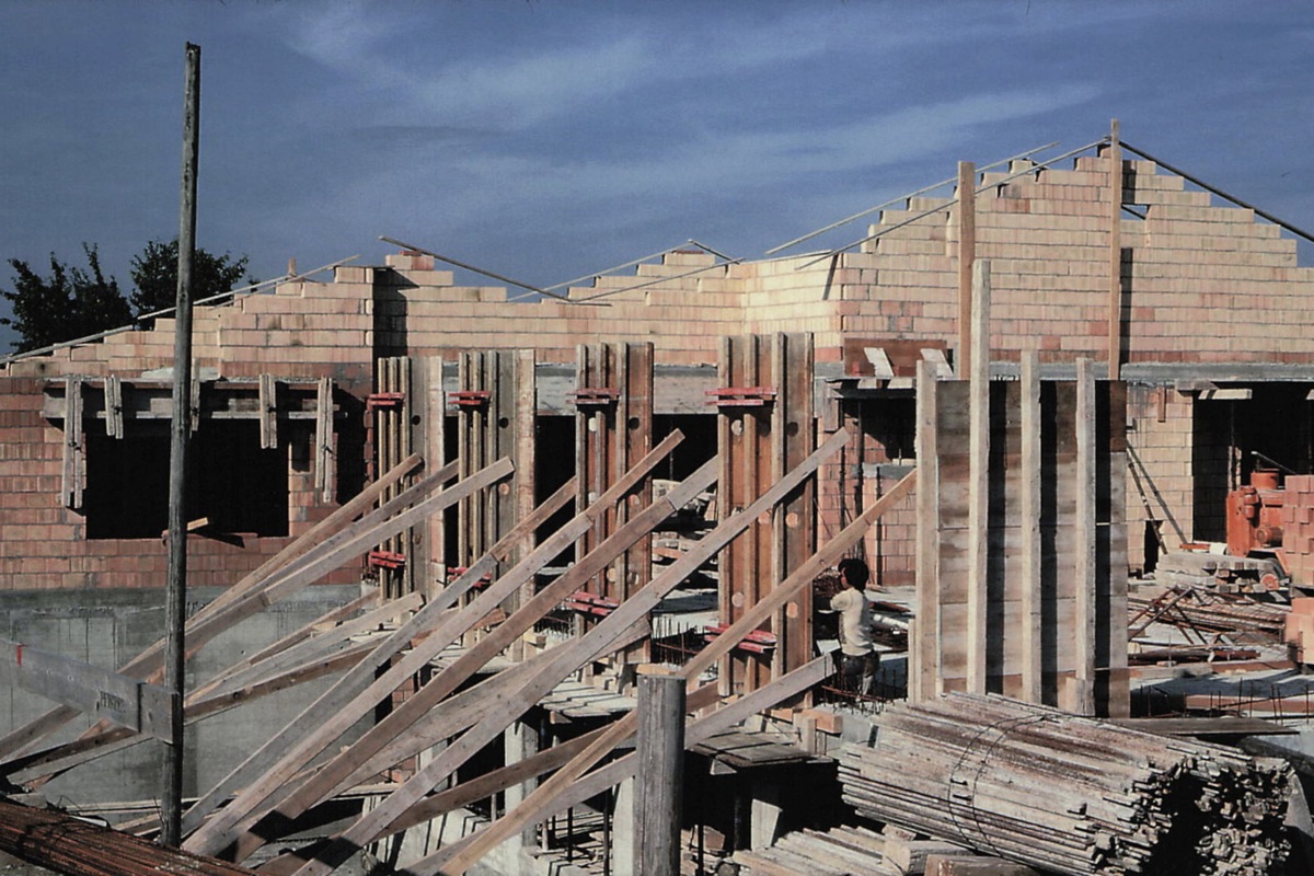 Die Heilpädagogische Schule im Bau.