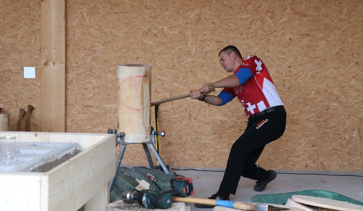 img_22954.jpg img_22954.jpg