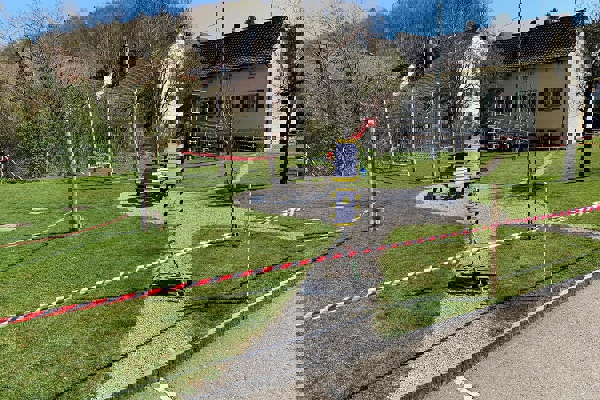 Der Spielplatz beim Volg Trüllikon ist ebenso gesperrt wie …