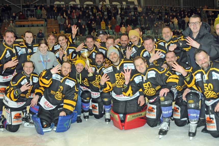 1703 11 Eishockey Zvg11