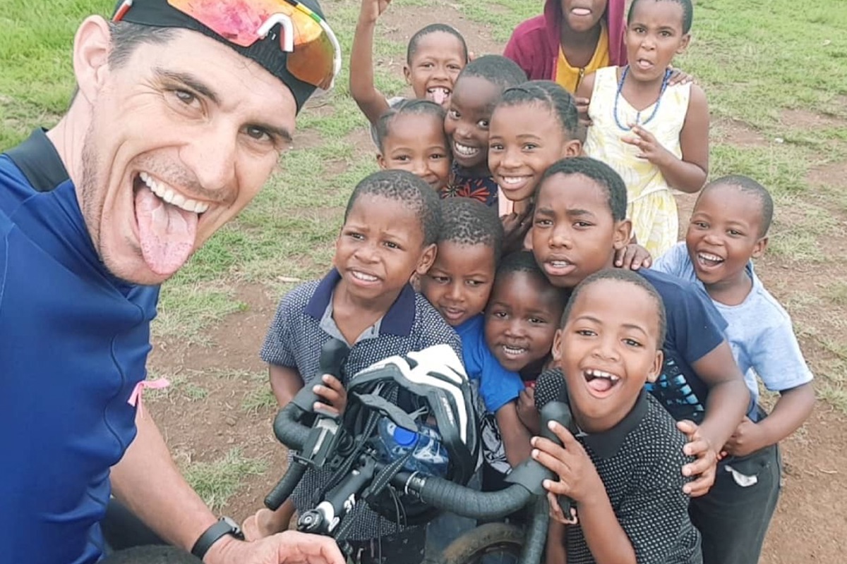 26 Tage lang war Franco Marvulli alleine in Südafrika unterwegs und wurde dabei oft herzlich empfangen.