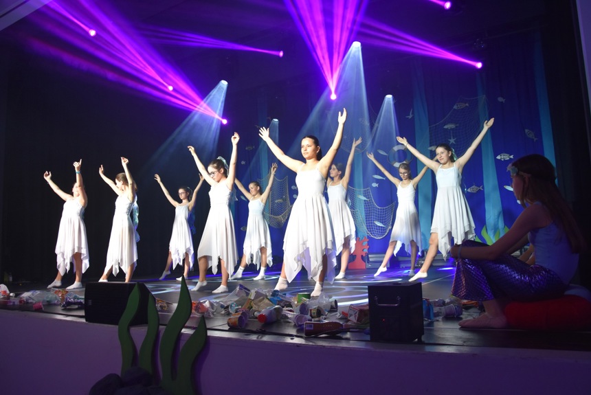 1205 7 Tanztheater Cm15