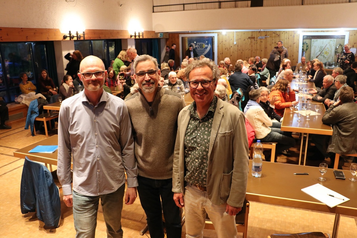 Der Vorstand in Startposition (v.l.n.r.): Marcel Brogle (Aktuar)