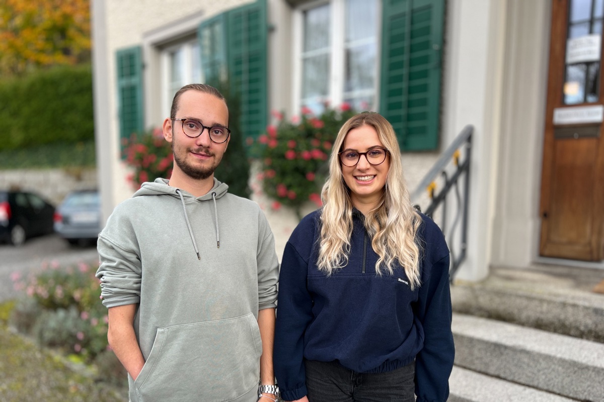 Mario Roth und Soraya Wehrli engagieren sich in der Politik und nehmen an der Jugendsession teil.