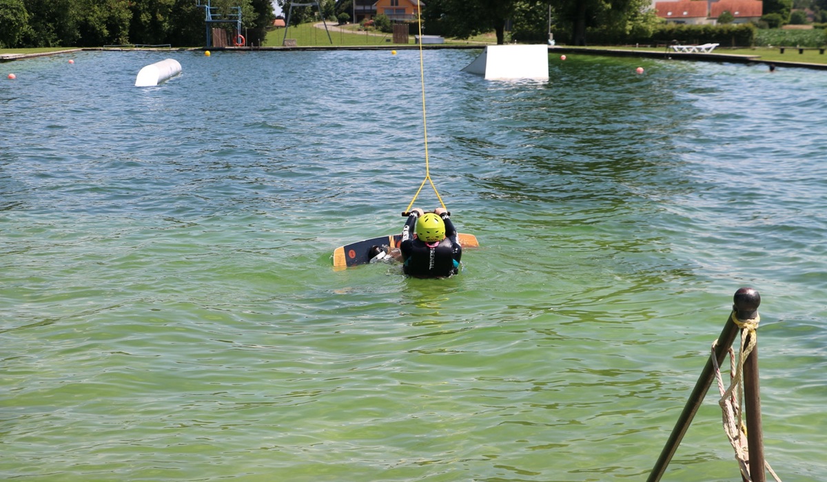 6_neuer-versuch-statt-vom-beckenrand-aus-startete-ich-dieses-mal-direkt-aus-dem-wasser6.jpg 6_neuer-versuch-statt-vom-beckenrand-aus-startete-ich-dieses-mal-direkt-aus-dem-wasser6.jpg