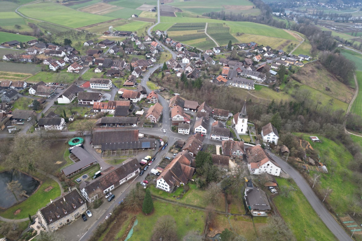 Berg am Irchel zahlt in den Ressourcenausgleich ein, erhält aber auch etwas wegen der hügeligen Lage.