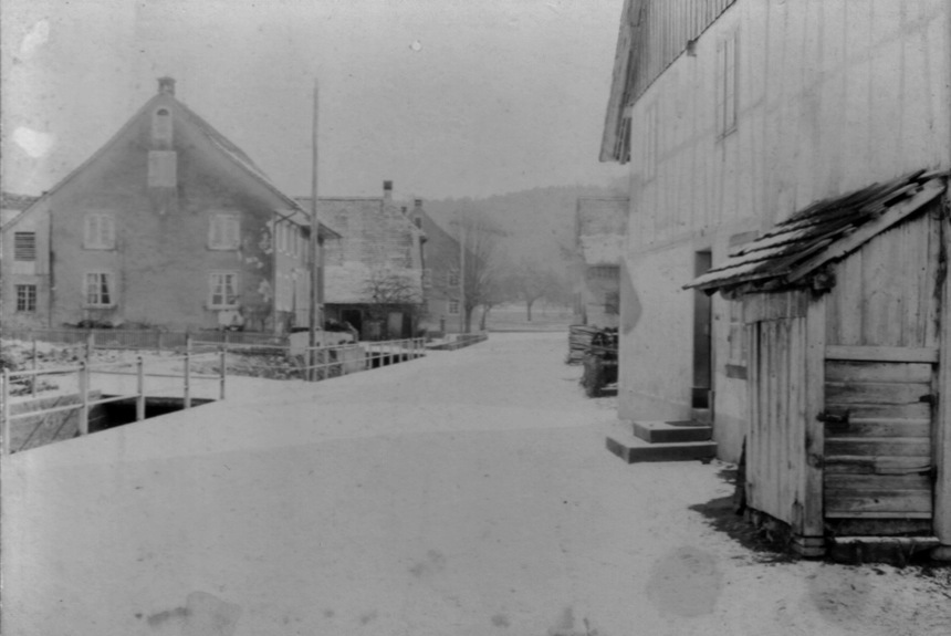 Flaachtalstrasse Dorf1