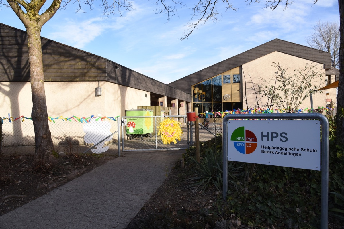 Der Schulzweckverband des Bezirks deckt vier Bereiche ab. Einer ist die Heilpädagogische Schule in Humlikon.