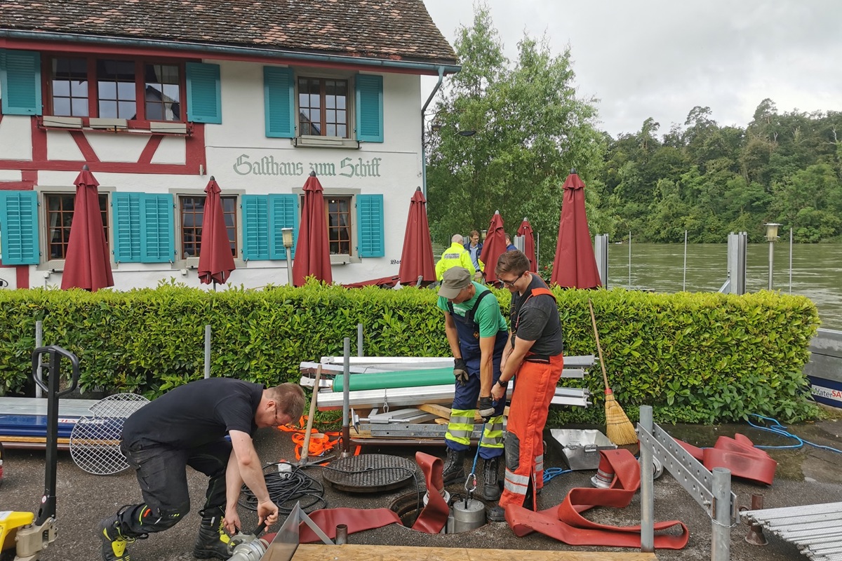 Die Feuerwehr Weinland pumpte Grundwasser ab