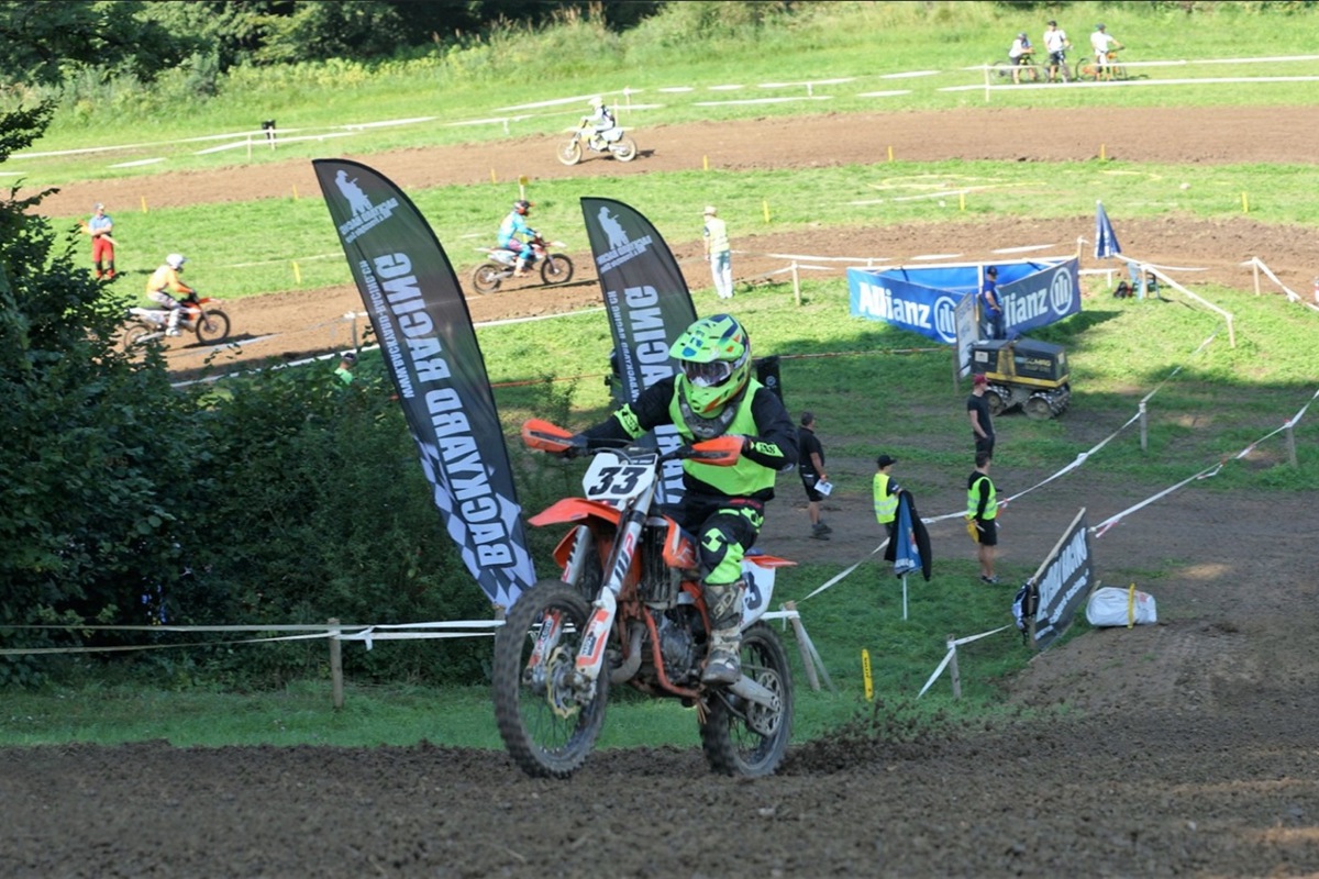 Das Motocross Zürcher Weinland am Standort Dorf (Bild
