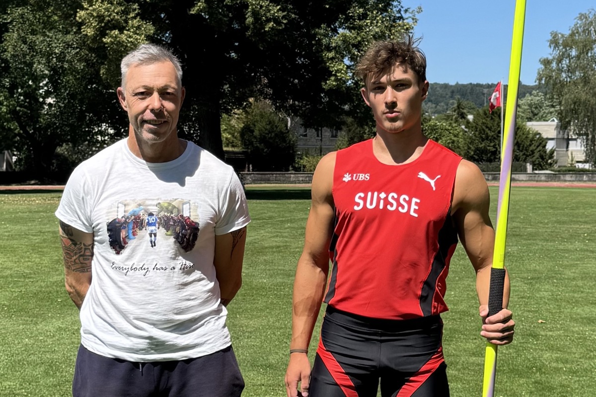 Niklas Merk (rechts) mit seinem Trainer Wars Aniol.
