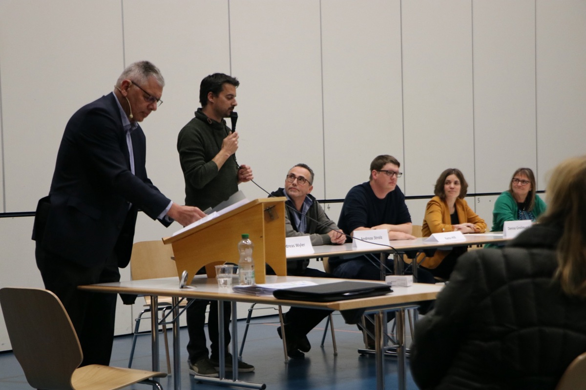 Die Kandidierenden für die vier Sitze im Gemeinderat v.l.: Andreas Wyler (bisher