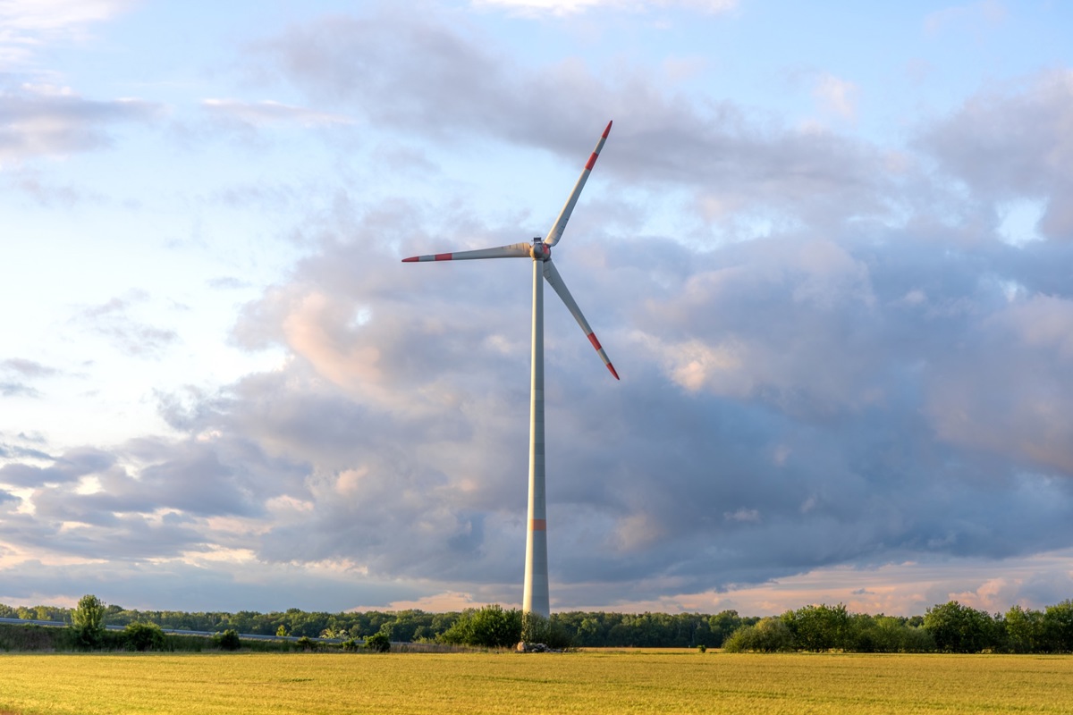 Viele Gemeinden versuchen, den Bau von Windrädern durch Abstandsregeln in der Bauordnung zu erschweren.