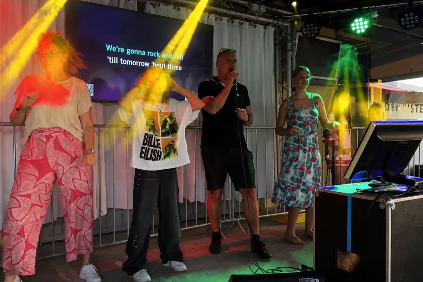 0708 7 Karaoke Zvg21