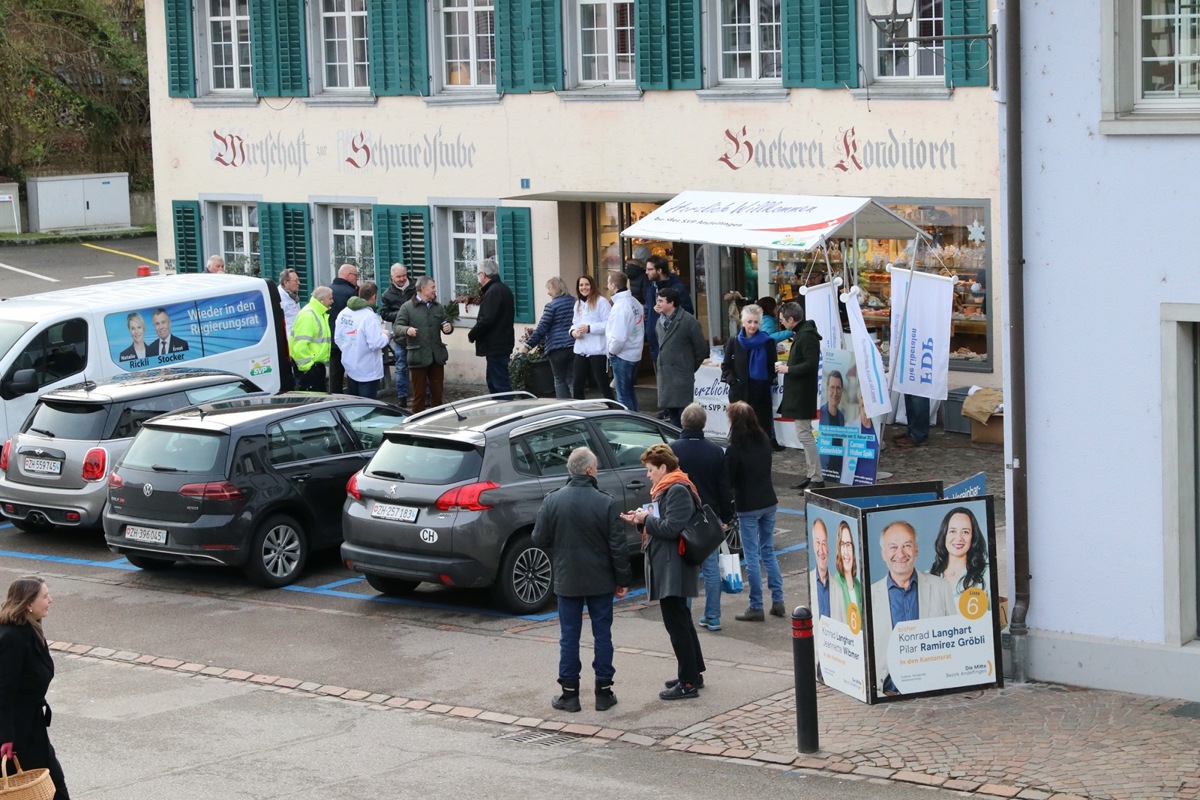 «Roadshow» in Andelfingen: Die drei bürgerlichen Parteien SVP