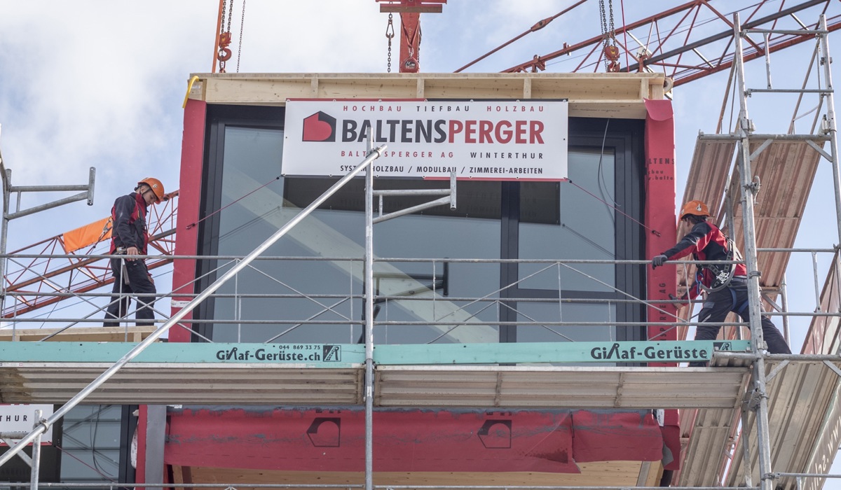 autohalle_13_10_2020-hotelzimmer_einbringung_letztes_zimmer_36.jpg